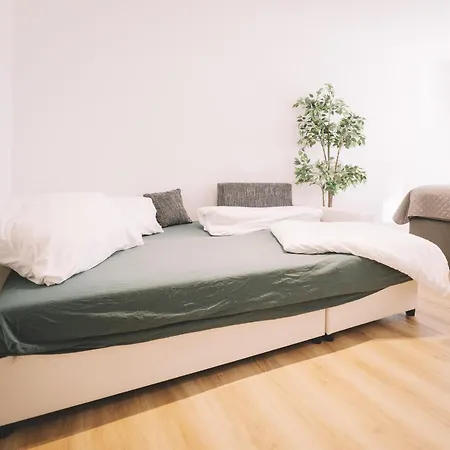 Apartment Tomsflat - 3 Rooms, Kitchen, Workspace, Highspeed Wifi, Washer & Dryer, Balcony Braunschweig