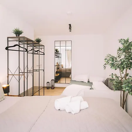 Apartment Tomsflat - 3 Rooms, Kitchen, Workspace, Highspeed Wifi, Washer & Dryer, Balcony Braunschweig